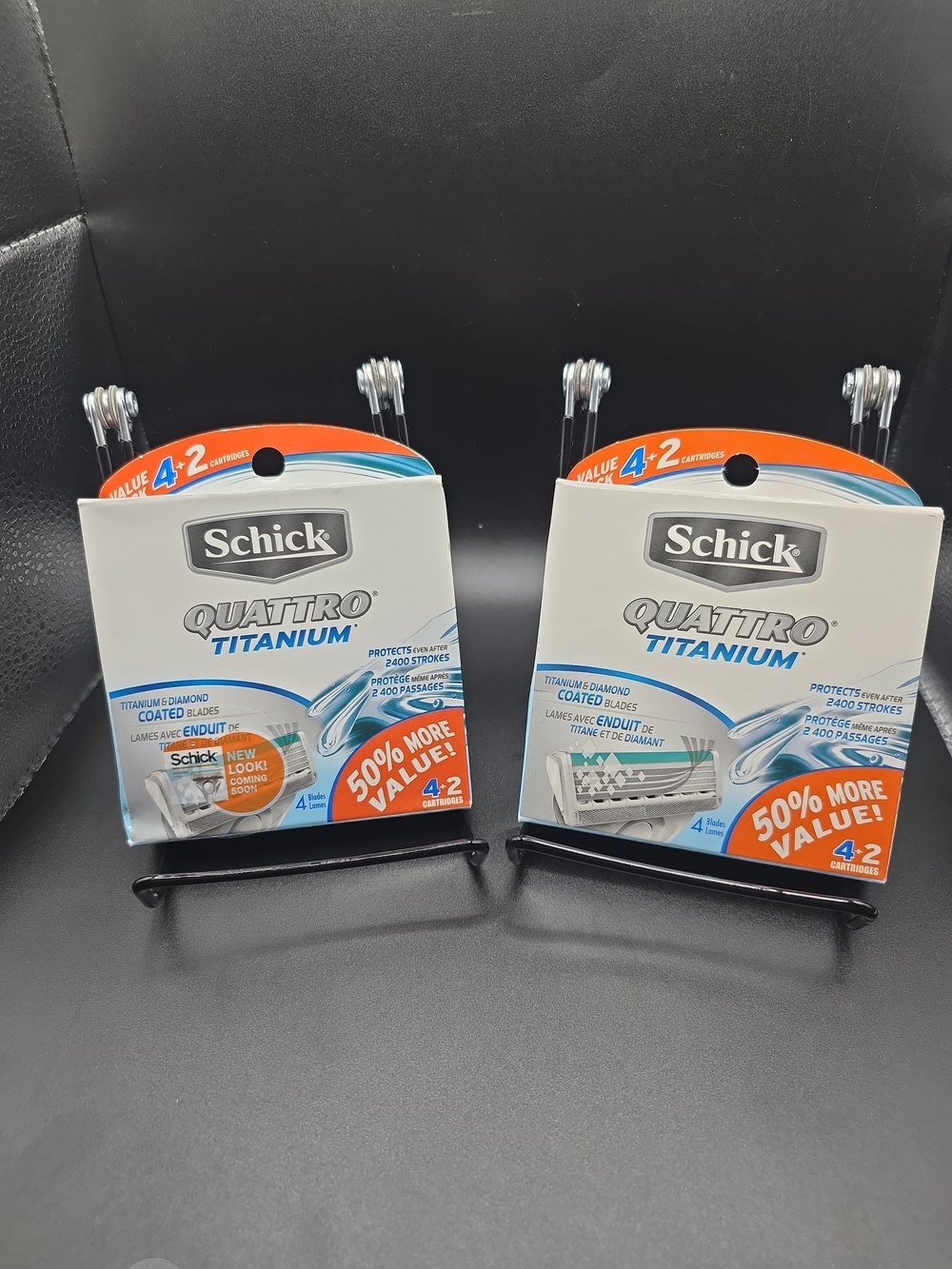 Schick Quattro Titanium Razor Value Pack - Picture 3 of 3